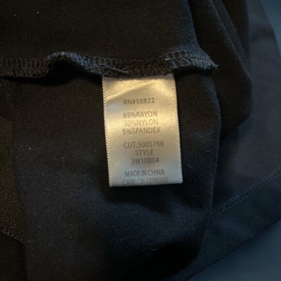 Max Studio London wide leg pants. Black pull-on pants with front pockets. 2X - Picture 4 of 4